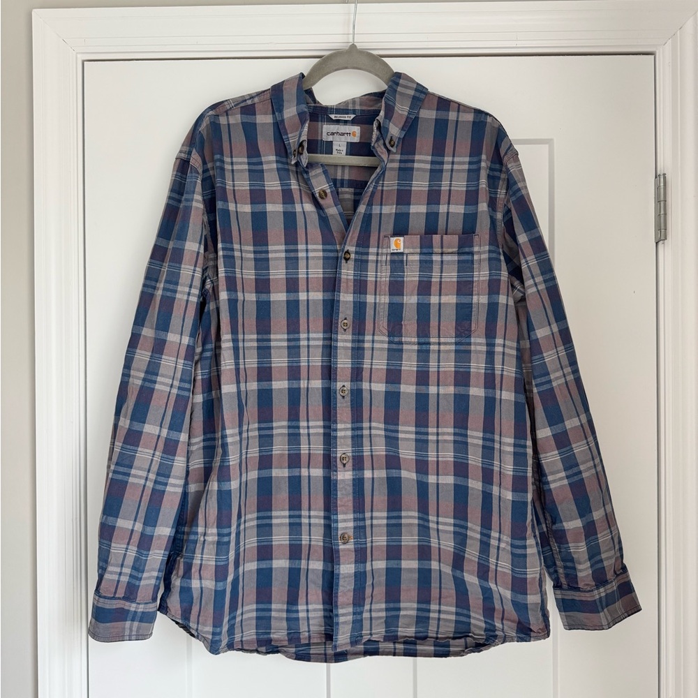 Men’s relaxed fit Carhartt plaid button down